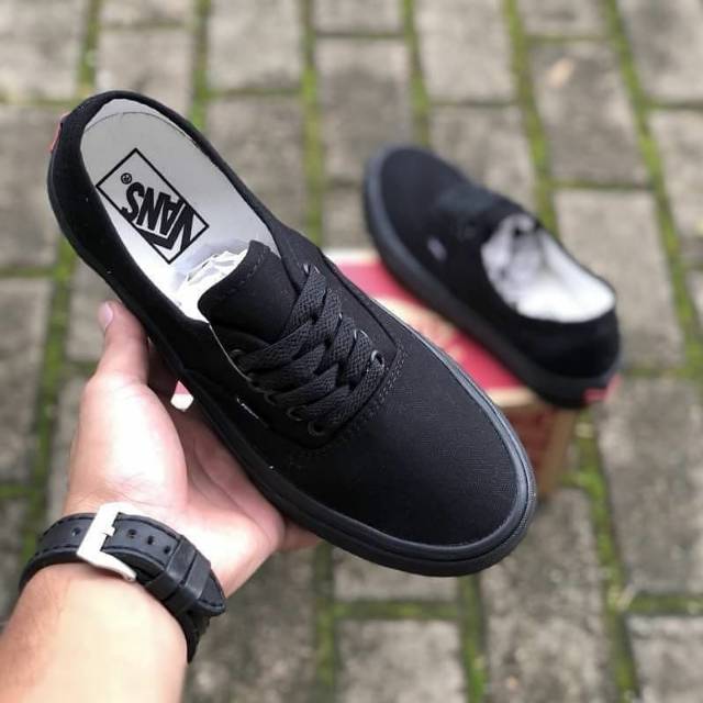 SEPATU43 VANS AUTHENTIC FULL BLACK HITAM POLOS WHITE PUTIH OLDSKOOL ERA SK8 PREMIUM BNIB ICC IFC DT