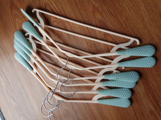 6 Pcs Hanger Plastik Anti Slip Hanger Gantungan Baju
