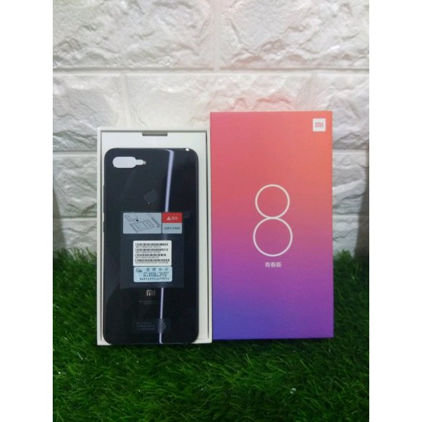 Lowest Price  Xiaomi Mi8 Lite ram 4GB internal 64GB  black garansi distributor