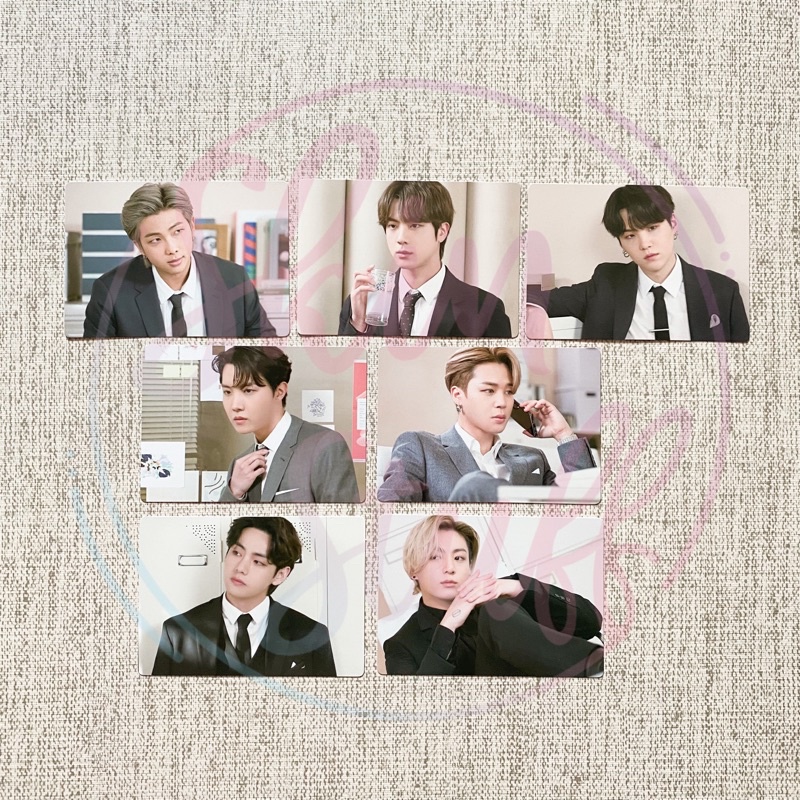 READYSTOCK SHARING BTS ARMY MERCH BOX #5 PHOTOCARD & MAGNET SET