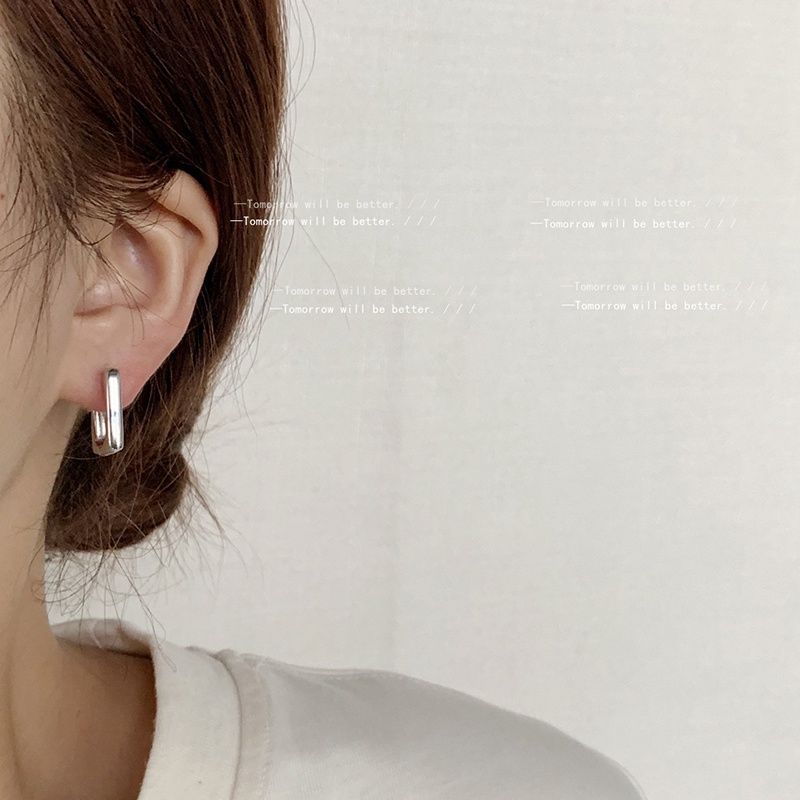 Anting Bulat Simple Trendy Warna Silver Untuk Wanita