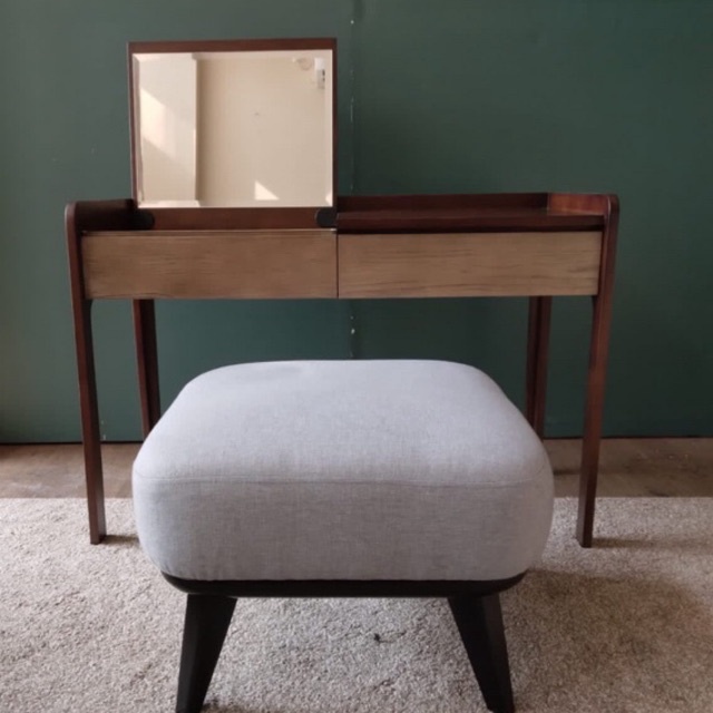 Working Table & Chair