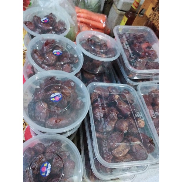 

kurma box