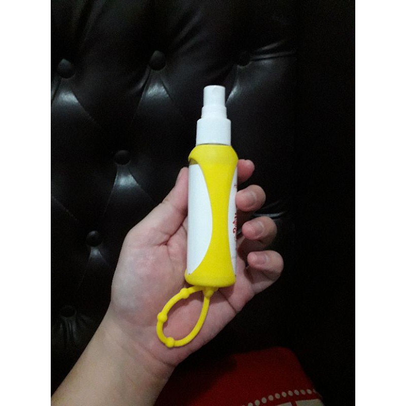 gantungan hand sanitizer kemasan botol