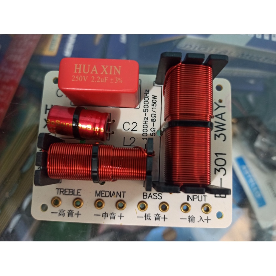 CROSSOVER 3WAY BASS MIDDLE TREBLE SUARA LEBIH DETAIL B301