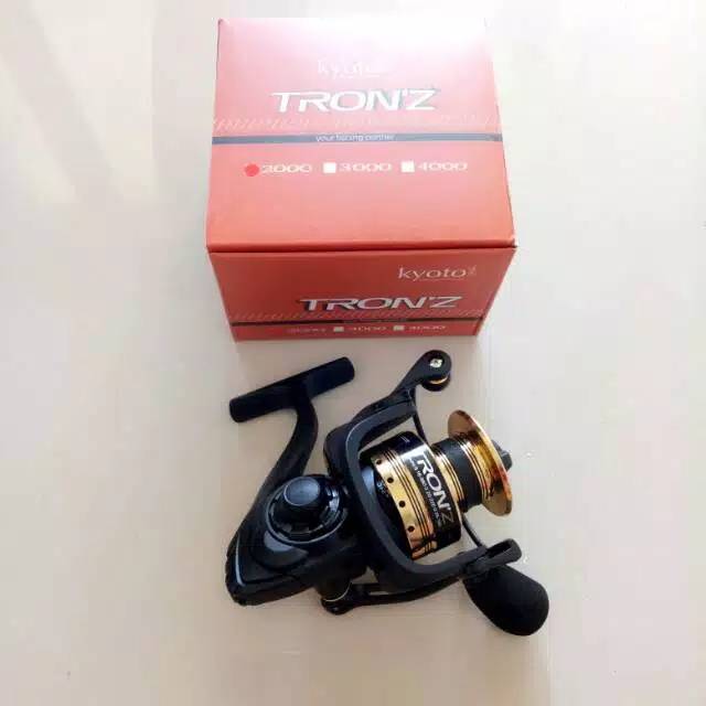 Reel KYOTO TRONZ 2000 power Handle
