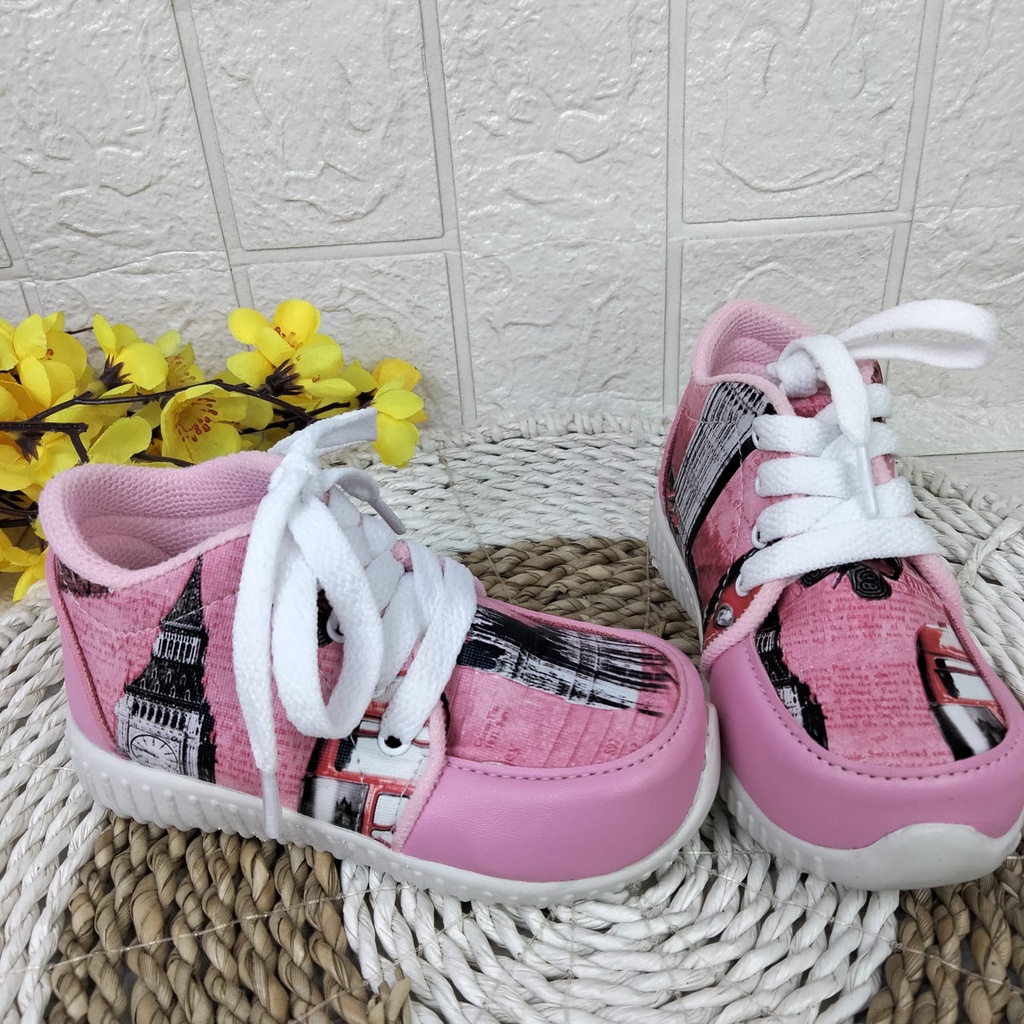 [TAMAN SEPATUKU] SEPATU TRENDY MURAH BOOTS MOTIF LUCU ANAK 1-3 THN PEREMPUAN CAX17