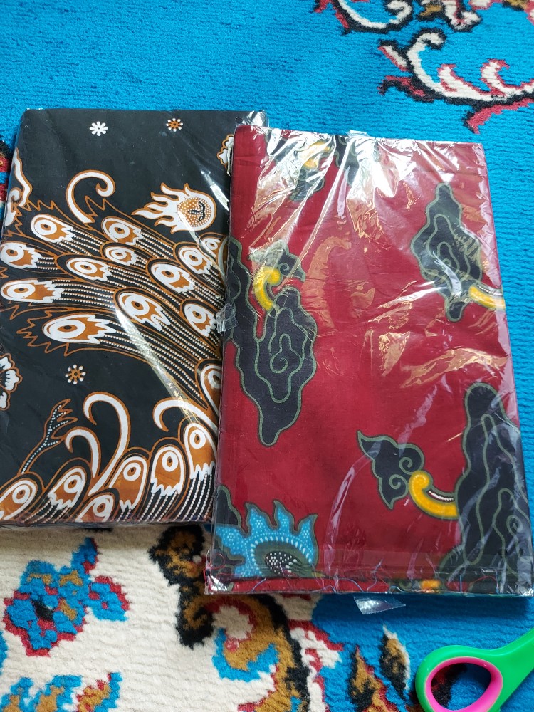 (best Seller) Kain Batik Solo Motif Burung Merak Warna Dasar Hitam