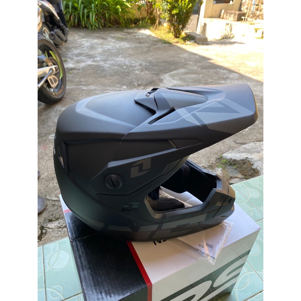 HELM ONE INDUSTRIES BLACK GREY bukan orca