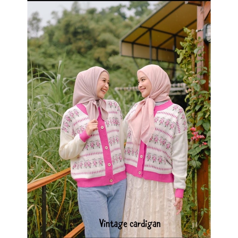 VINTAGE CARDIGAN HAIDEEORLIN