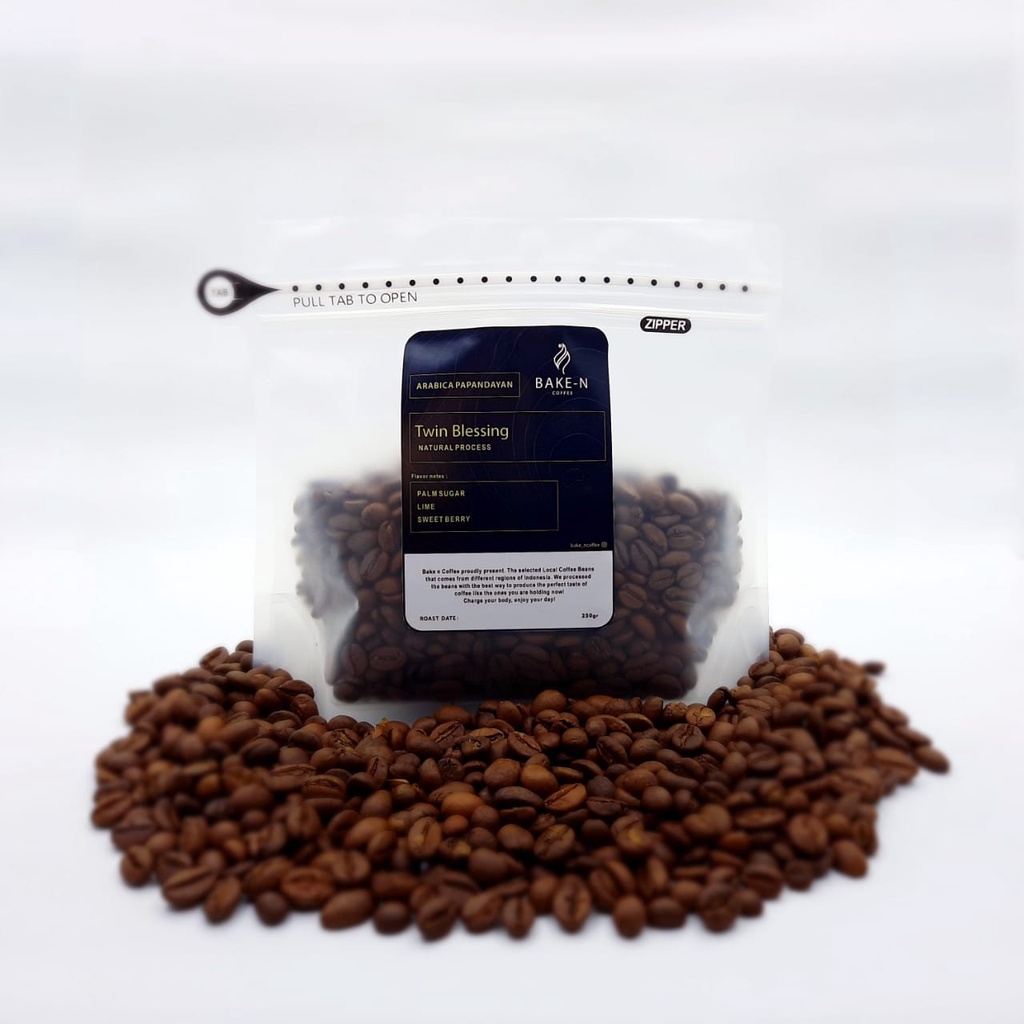 

Kopi Arabika Papandayan Natural 250 GR | Bake-N Coffee Twin Blessing