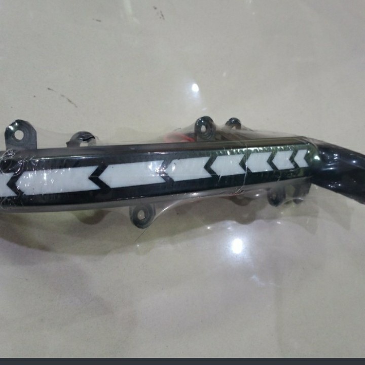 lampu cover spion AGYA running led