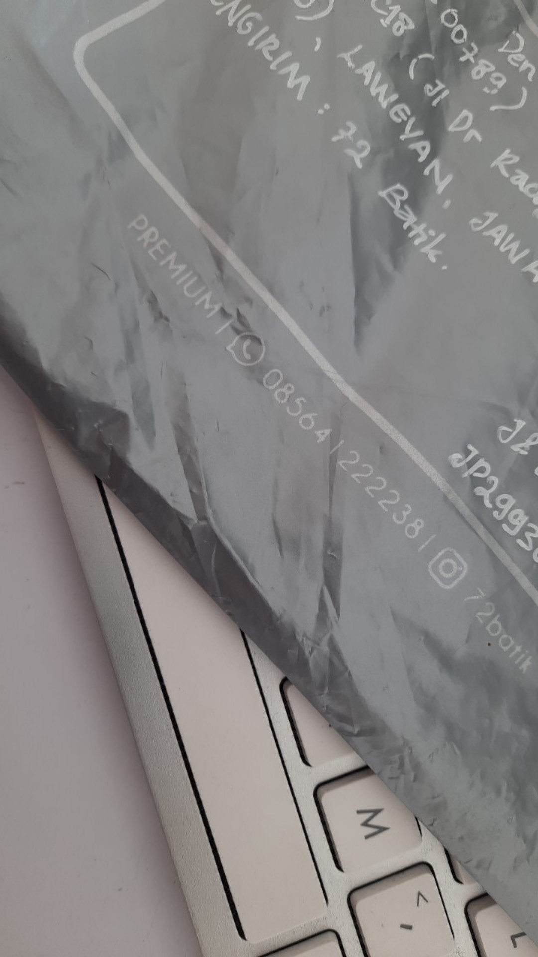 Kemeja Batik Pria Lengan Panjang Slimfit Slim Fit Premium Motif Capung Warna Hitam 725295 Cap 72