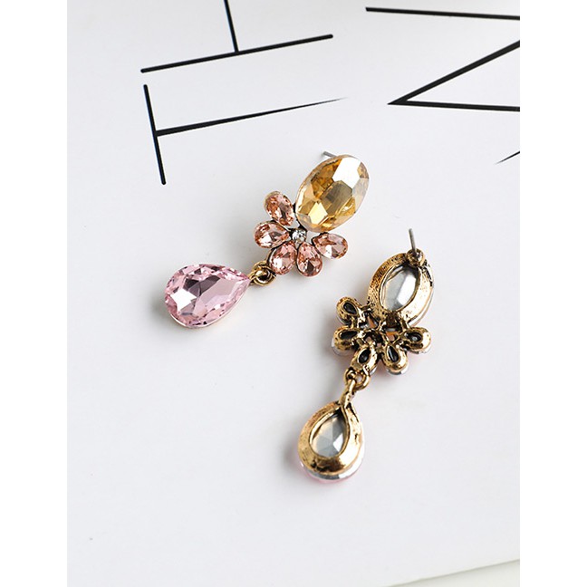 LRC Anting Tusuk Fashion Alloy Diamond Stud Earrings K45888