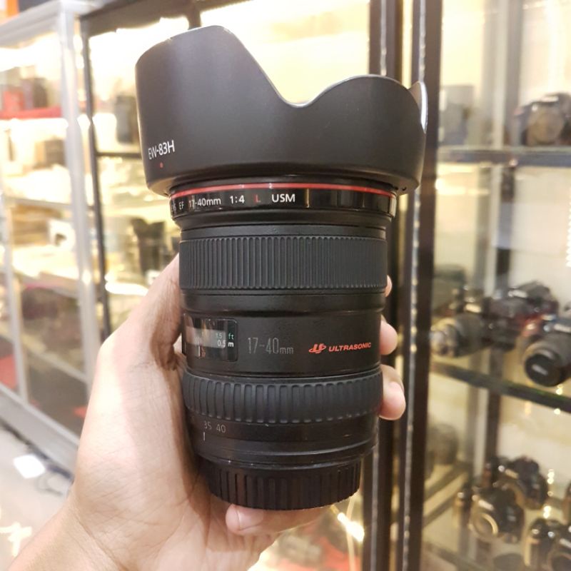 Lensa Canon 17-40mm F4 L