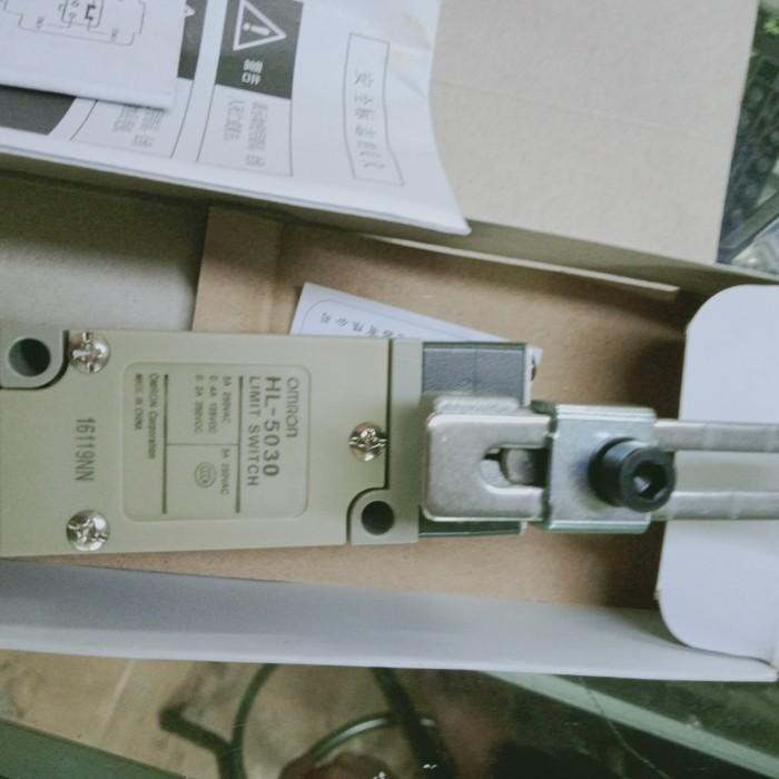LIMIT SWITCH OMRON HL-5030/LIMIT SWITCH HL-5030 OMRON ORIGINAL Murah