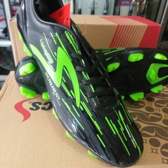 Sepatu bola SPECS Accelerator Lightspeed black(BONUS DEKKER)