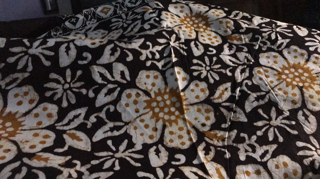 Sarung Batik Wanita | Batik Khan | Bukan Sarung Gloyor | Sarung Batik Cap Lilin