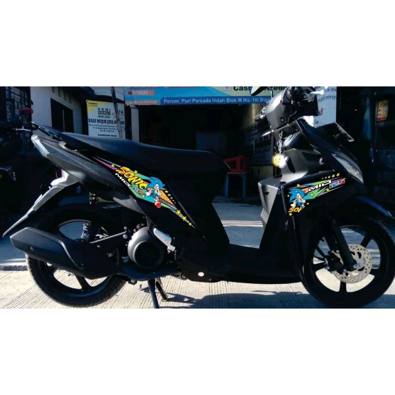 stiker variasi striping yamaha mio m3 + laminasi anti luntur.bisa edit nama,warna,nomor dll