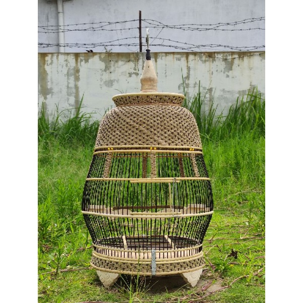 Sangkar burung perkutut rotan rajut motif jambu (Tebok Lepas)