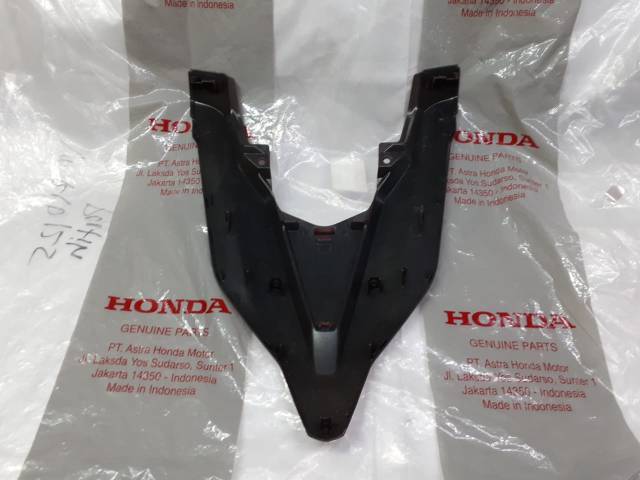 cover front panel tameng depan vario 125 150 all new 2018 hitam original