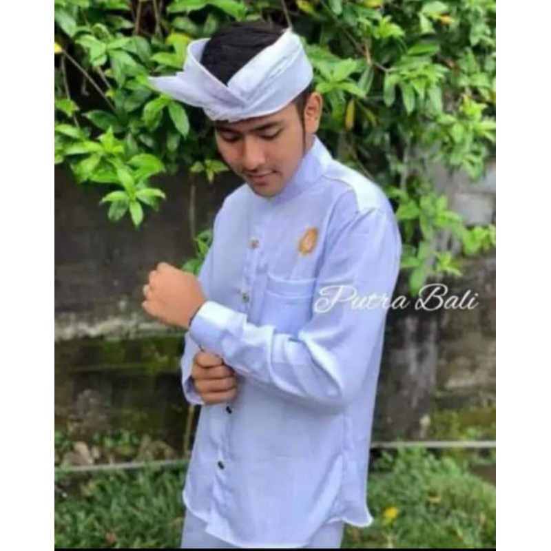 Safari Putih Tangan Panjang Putra Bali