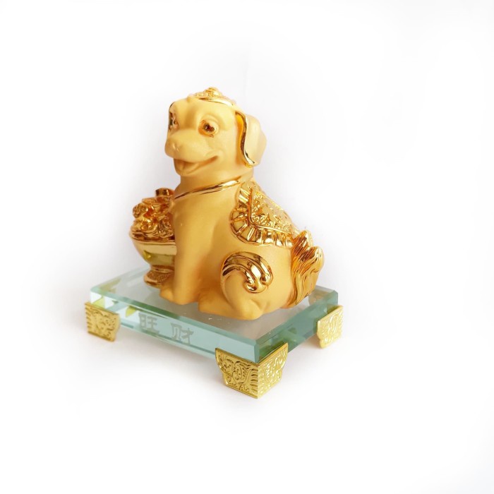 Pajangan Shio Anjing Emas Tatakan Kaca (12 Shio 2019) Termurah