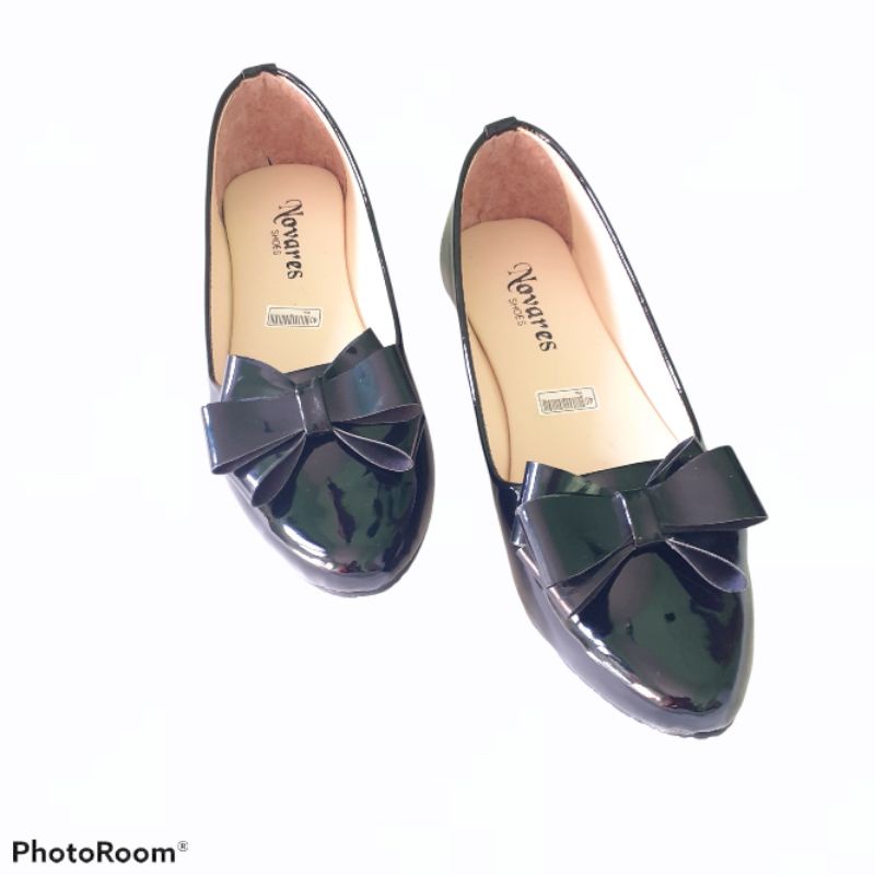 WR FLATSHOES  SEPATU WANITA FLATSHOES GLOSSY PREMIUM NS-Hitam