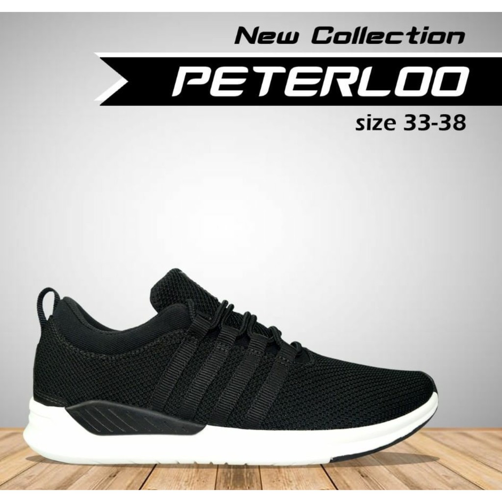 Sepatu Tomkins Junior "Peterloo"