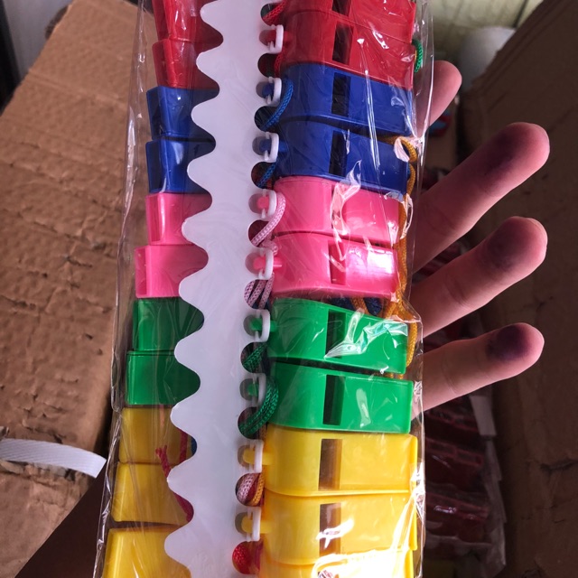 

Peluit plastik murah isi 24 bh