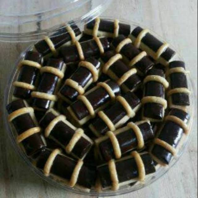 

Kue Stik Coklat