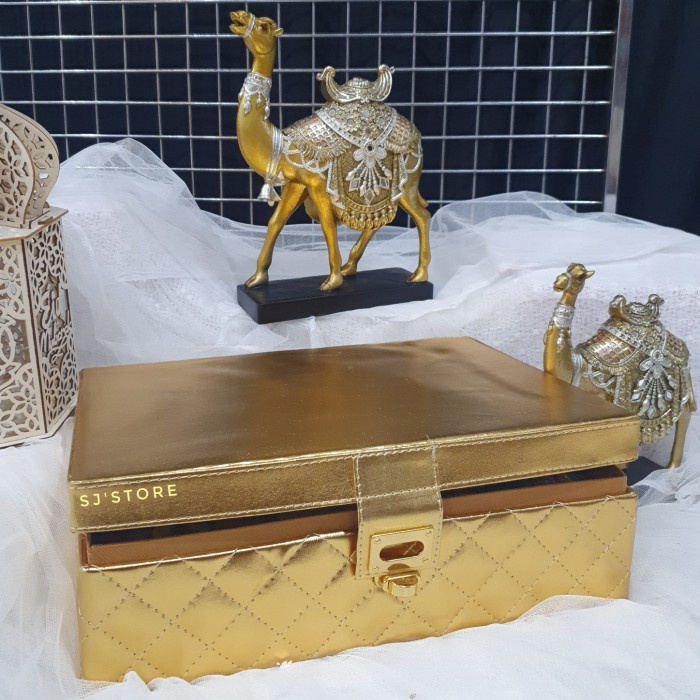 

Box paket hampers lebaran haji idul adha parcel 11