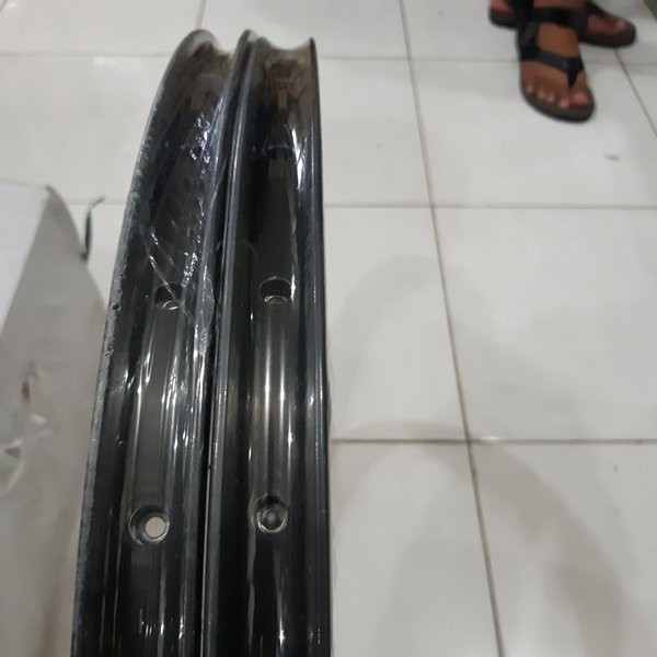 READY Sepasang Velg Rims WTB sx19 Black Anodize Uk 27.5 Lubang 32 H RINGAN BANGET - Rim Untuk Sepeda