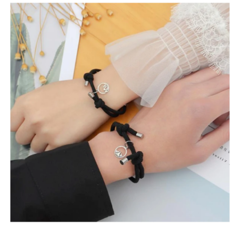 2 pcs gelang magnet/1 Pasang Gelang Couple Magnet Gelang Tali Couple Magnet Attract persahabatan Tangan Wanita Bracelets