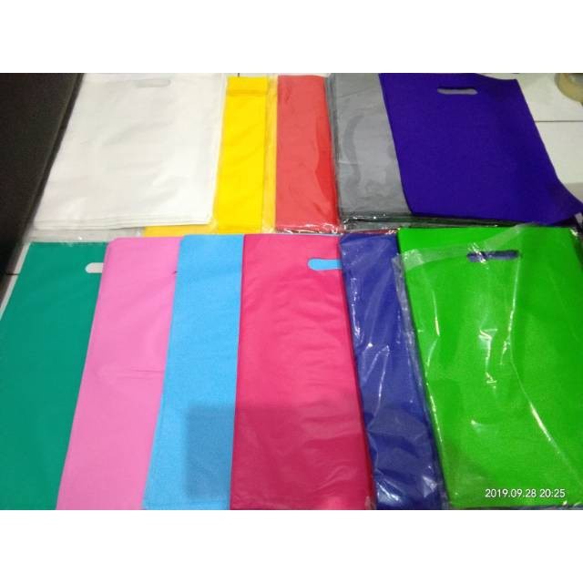

Plastik Plong Polos 20 X 30 cm / Plastik Olshop / Plastik Polos