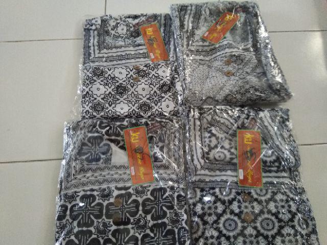 Sekdres Kotak Tangan 3/4 Kencana Ungu