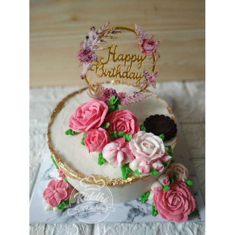 

Flower Bouquet Gold Money Cake (MC0004)