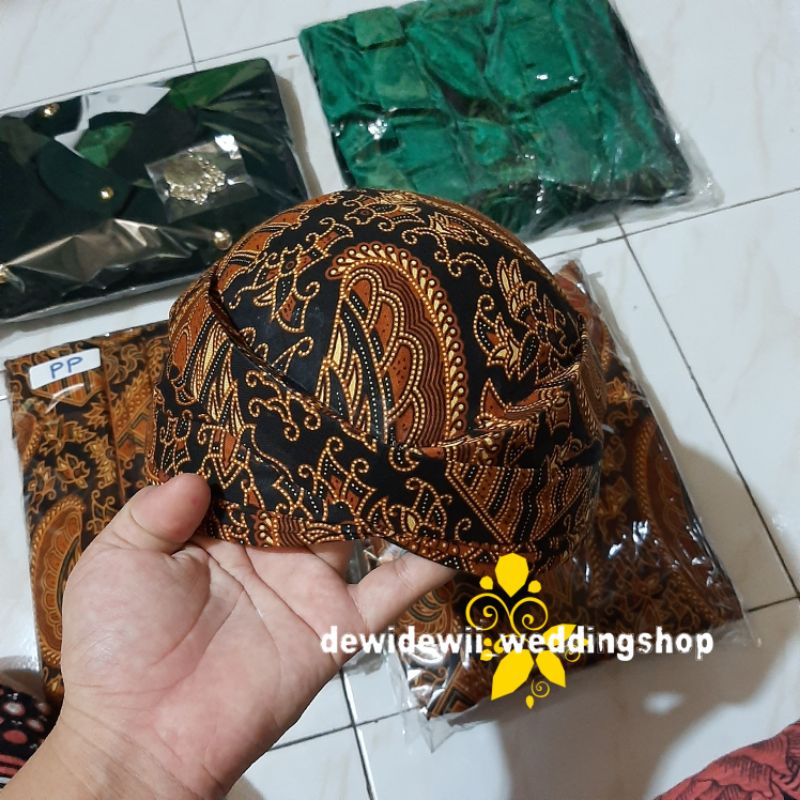 Baju Couple / Adat Jawa , Warna Hijau