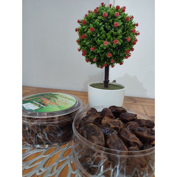 

Kurma Mesir