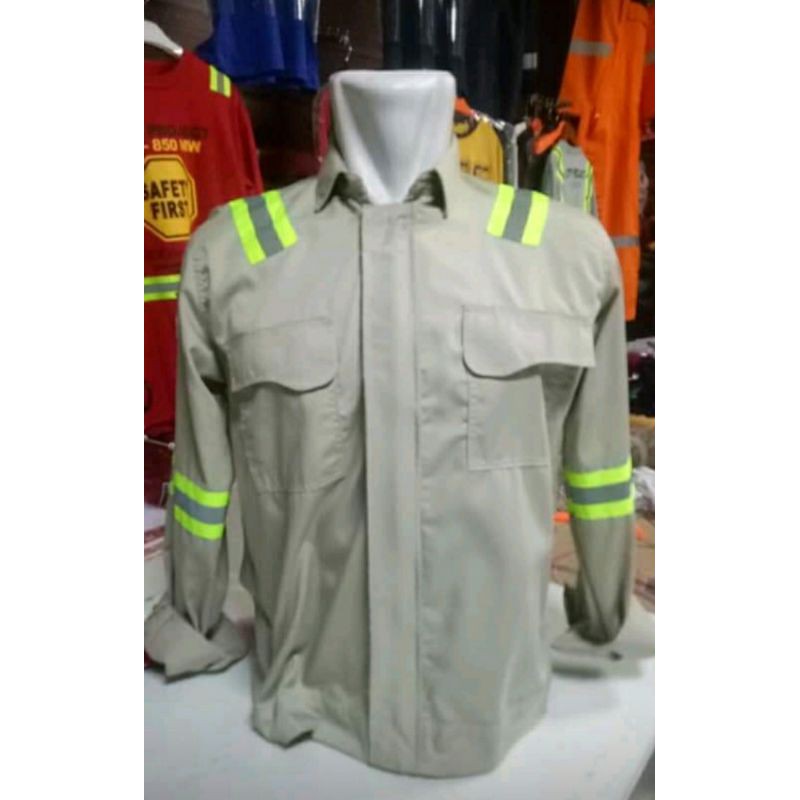 BAJU SAFETY SERAGAM PROYEK COKLAT SUSU SCOTLIGHT HIJAU RESLETING KAIN DRILL FREE LOGO K3 BENDERA