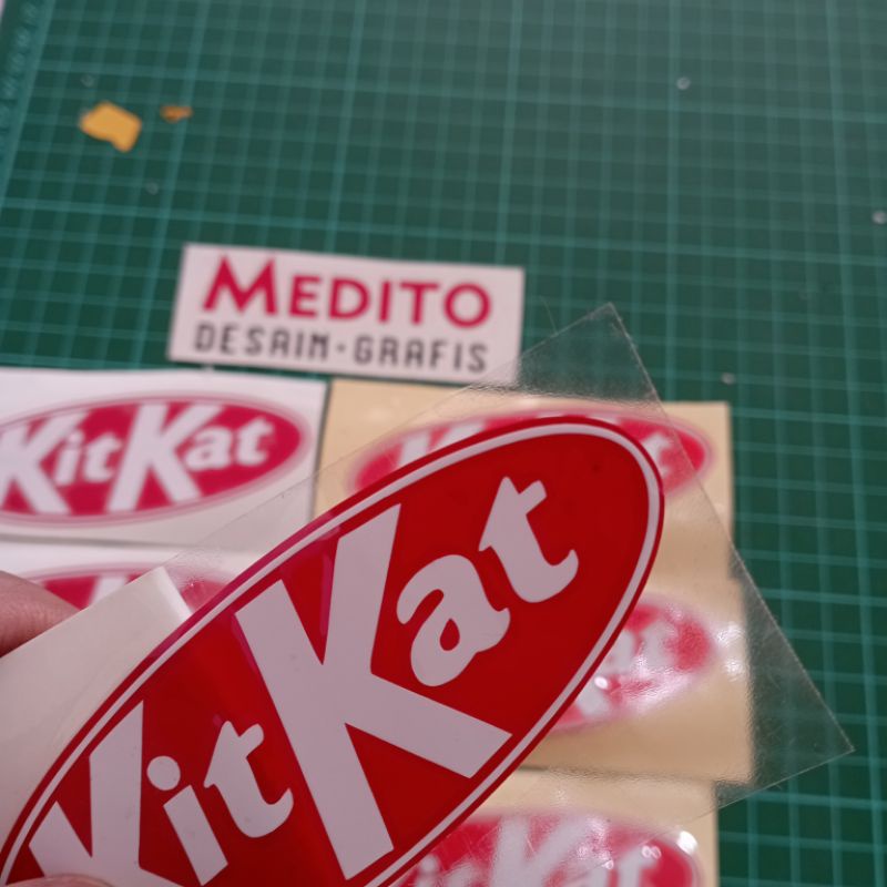 Cutting Sticker KITKAT