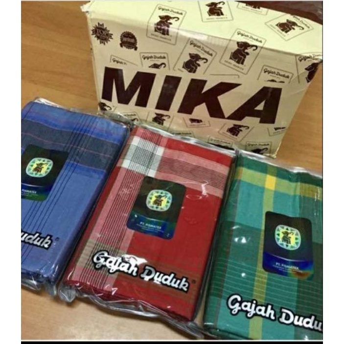 SARUNG GAJAH DUDUK MIKA
