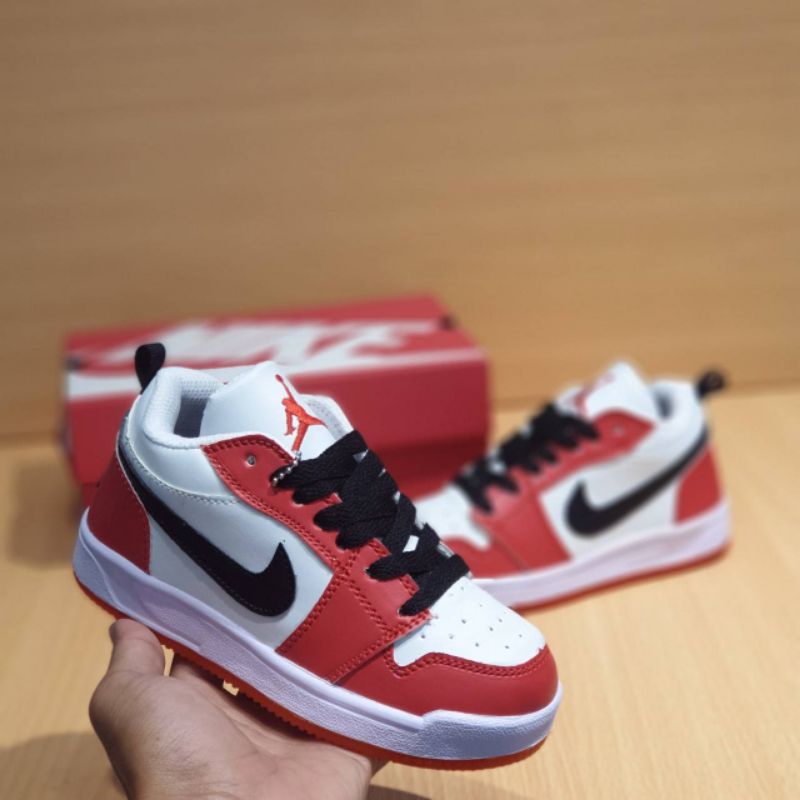 SEPATU NIKE ANAK LAKI LAKI JORDAN CHICAGO LOW PREMIUM HIGH QUALITY SEPATU ANAK JORDAN KIDS