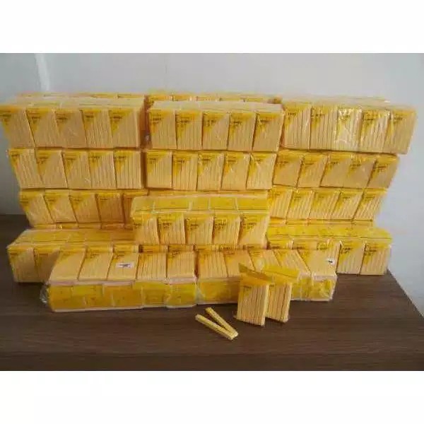 SPONGE FACIAL STICK / SPON KENTANG YELLOW ( 1PACK ISI 12 STICK )