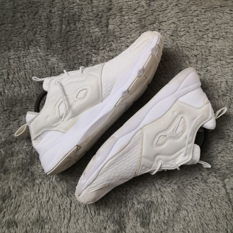 REEBOK FURYLITE 42.5