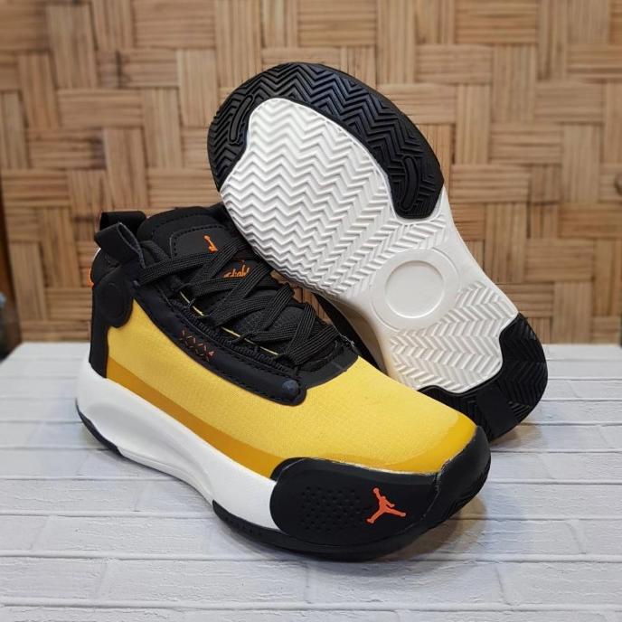 sepatu anak nike air jordan 34 yellow black white grade original Termurah