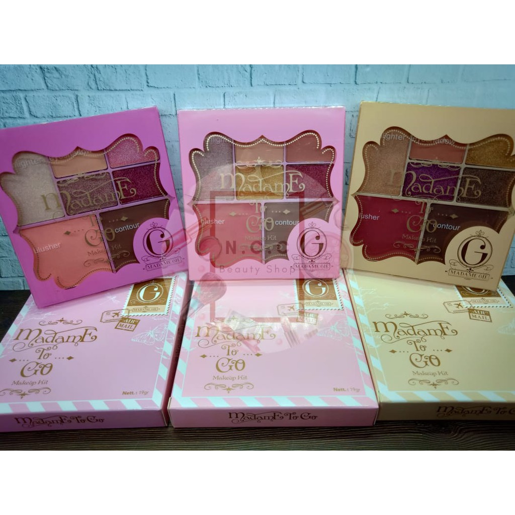 ^ KYRA ^ Madame Gie Getaway To Go Makeup Kit - All In One Make Up Kit