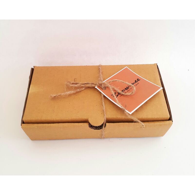 

SPECIAL PACKAGING UNTUK HADIAH/KADO