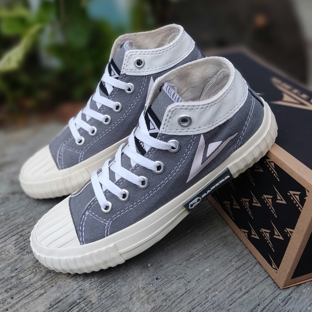 Super Sale Sepatu Pria Sneakers original 100% - Style Sup Tren Pria Keren Casual - Sepatu Pria Motif