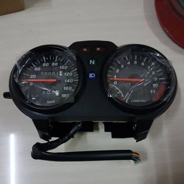 SPEEDOMETER/KILOMETER ASSY MEGA PRO NEW